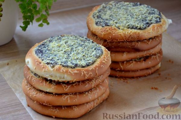 Ватрушки с творогом, маком и апельсиновым штрейзелем